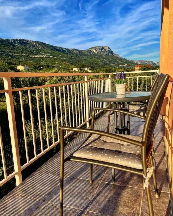 Apartmani Mateja Kastela Luaran gambar